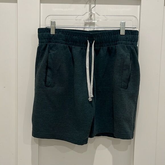 Divided Men's Green colored shorts-FREE w/Bundle Purchase - Picture 1 of 5